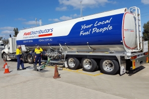 Tri Axle Tanker with PreciTURBO Dispensing System